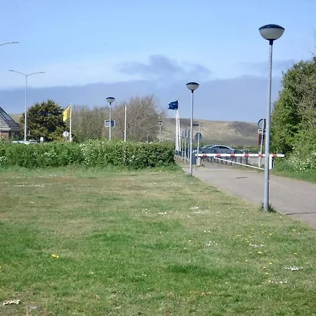Anna, Strandhuisje Dichtbij Zee & Strand! Appartamento *