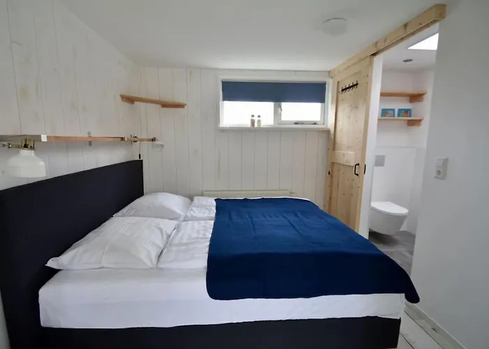 Anna, Strandhuisje Dichtbij Zee & Strand! * Callantsoog